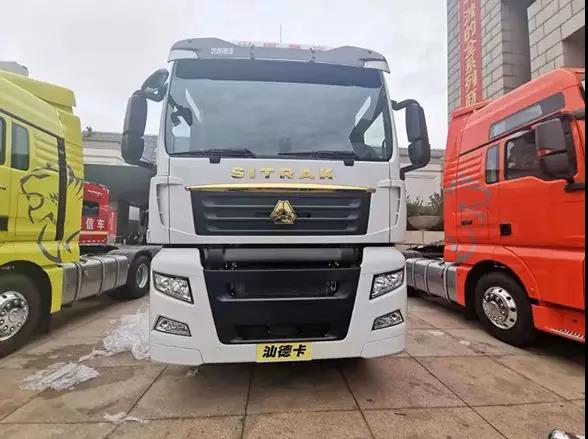 2020款汕德卡怎么样?动力升级真正600马力,驾驶室空间也加大了 - 第2张 - 提加商用车网 2020款汕德卡怎么样?动力升级真正600马力,驾驶室空间也加大了 - 第2张