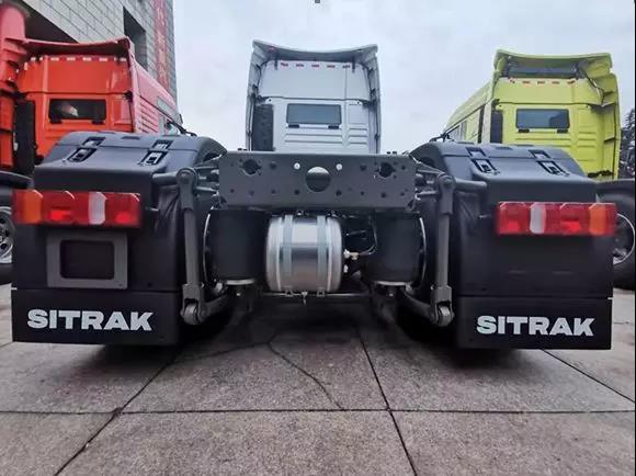 2020款汕德卡怎么样?动力升级真正600马力,驾驶室空间也加大了 - 第6张 - 提加商用车网 2020款汕德卡怎么样?动力升级真正600马力,驾驶室空间也加大了 - 第6张