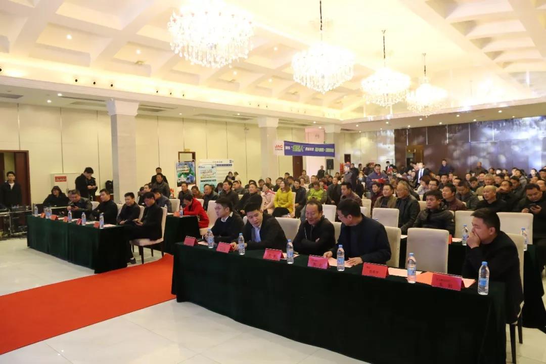 超大货箱,轻松装载10吨货品,帅铃绿通版轻卡南阳上市 - 第6张 - 提加商用车网 超大货箱,轻松装载10吨货品,帅铃绿通版轻卡南阳上市 - 第6张