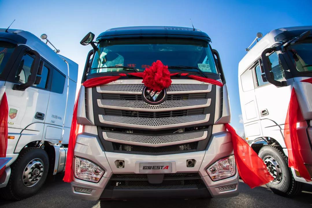 康明斯13升发动机560马力，欧曼EST国典版沈阳上市！ - 第4张