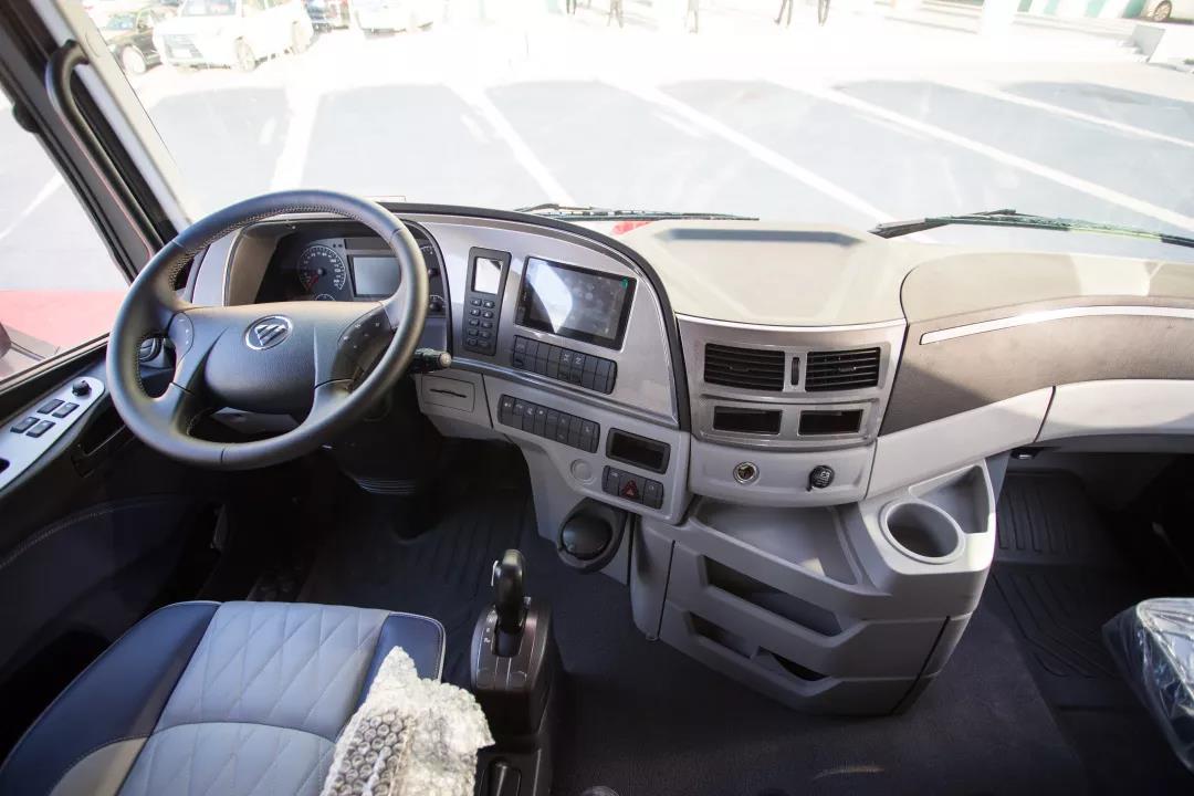 康明斯13升发动机560马力，欧曼EST国典版沈阳上市！ - 第6张