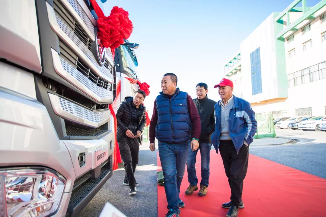 康明斯13升发动机560马力，欧曼EST国典版沈阳上市！ - 第7张