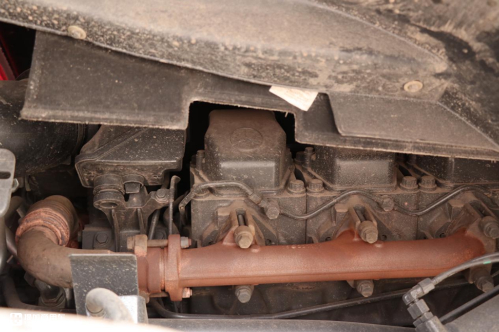 能走回头路,少见的双向驾驶卡车,齐格勒双头隧道消防车实拍 - 第5张 - 提加商用车网 能走回头路,少见的双向驾驶卡车,齐格勒双头隧道消防车实拍 - 第5张