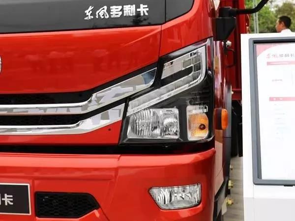搭载玉柴发动机、整车轻量化,广受热议的东风多利卡锐能版全新上市 - 第2张 - 提加商用车网 搭载玉柴发动机、整车轻量化,广受热议的东风多利卡锐能版全新上市 - 第2张
