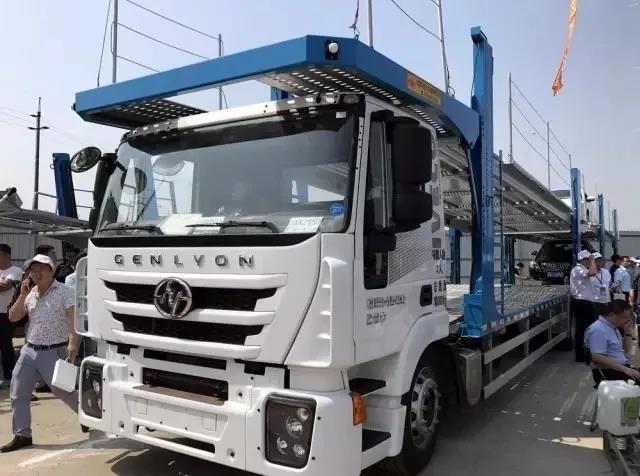 上汽红岩被授予“汽车物流行业优秀技术装备供应商”称号 - 第3张 - 提加商用车网 上汽红岩被授予“汽车物流行业优秀技术装备供应商”称号 - 第3张