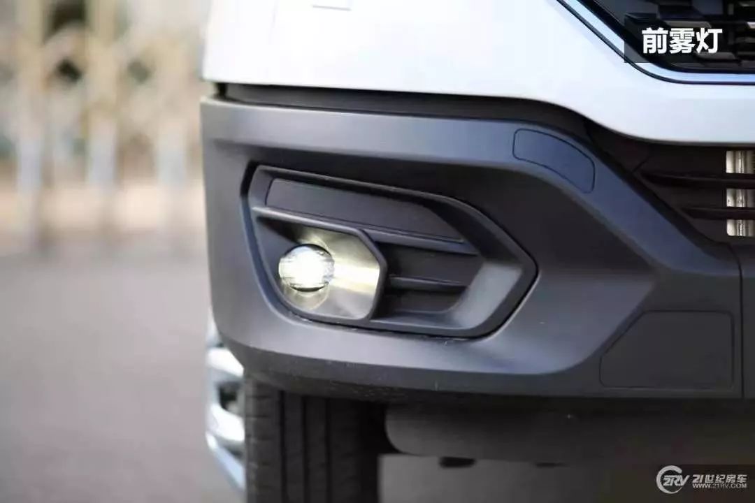 新款进口依维柯New Daily 2020款评测来了! - 第8张 - 提加商用车网 新款进口依维柯New Daily 2020款评测来了! - 第8张