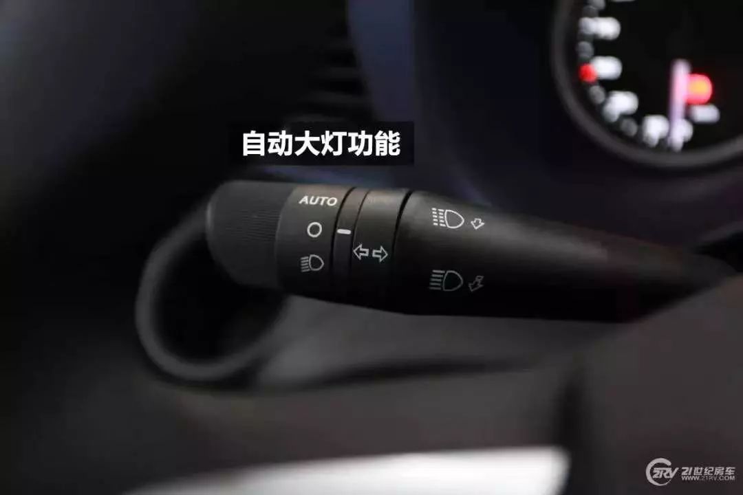新款进口依维柯New Daily 2020款评测来了! - 第22张 - 提加商用车网 新款进口依维柯New Daily 2020款评测来了! - 第22张