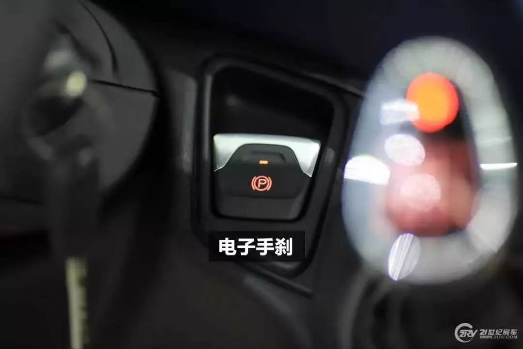 新款进口依维柯New Daily 2020款评测来了! - 第31张 - 提加商用车网 新款进口依维柯New Daily 2020款评测来了! - 第31张
