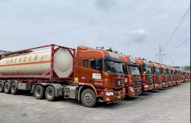 AI科技打造管车“神器”!南京顺君240辆重卡全部安装联合通G7智能产品 - 第1张 - 提加商用车网 AI科技打造管车“神器”!南京顺君240辆重卡全部安装联合通G7智能产品 - 第1张