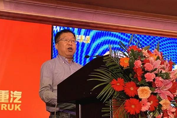 全勤汕德卡、高效王中王！汕德卡8X4法规版自卸车天津上市 - 第2张