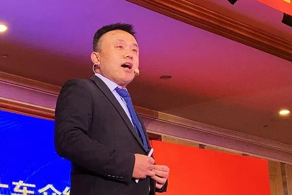 全勤汕德卡、高效王中王！汕德卡8X4法规版自卸车天津上市 - 第4张