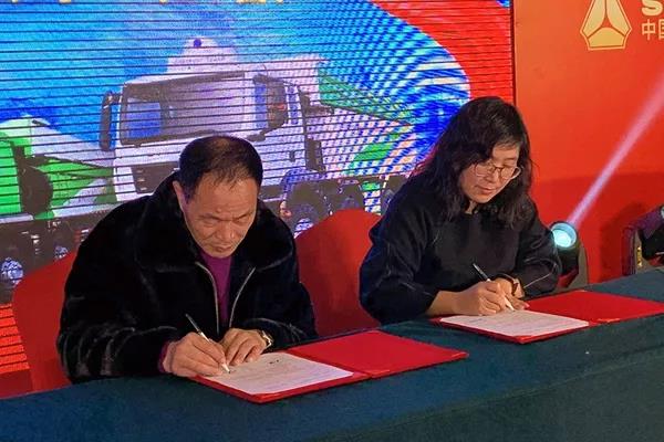 全勤汕德卡、高效王中王！汕德卡8X4法规版自卸车天津上市 - 第9张