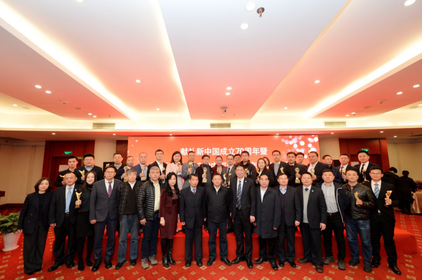 “玲珑轮胎”2020中国商用车年度车型评选圆满收官 - 第1张