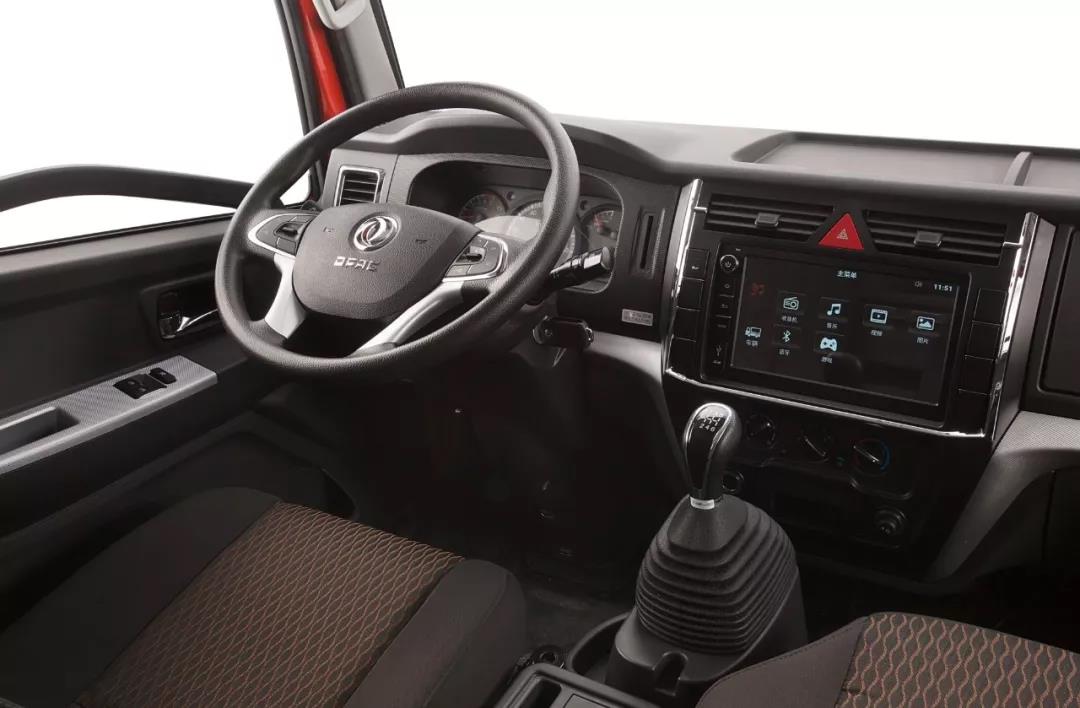 高效节油、多货箱配置,东风多利卡真正的满足不同行业需求 - 第4张 - 提加商用车网 高效节油、多货箱配置,东风多利卡真正的满足不同行业需求 - 第4张