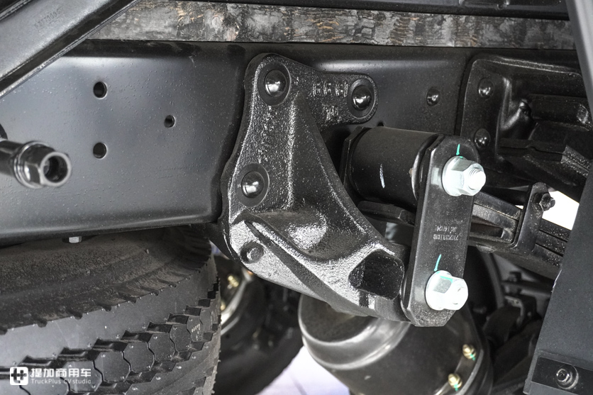 铝合金材料不要钱?一款轻卡为了轻量化能做到什么程度 - 第14张 - 提加商用车网 铝合金材料不要钱?一款轻卡为了轻量化能做到什么程度 - 第14张