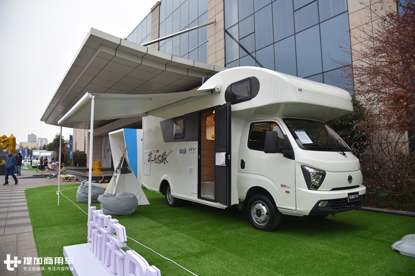 升级车型发布，高端轻卡新品牌曝光，2020飞碟汽车商务大会连抛重磅炸弹 - 第3张