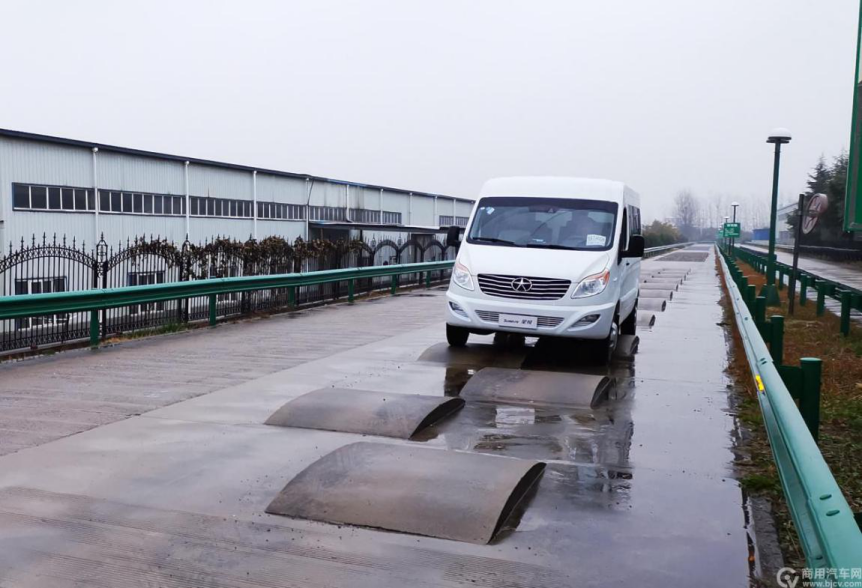 “年度节油高效奖”花落江淮星锐,又一个权威大奖收入囊中 - 第4张 - 提加商用车网 “年度节油高效奖”花落江淮星锐,又一个权威大奖收入囊中 - 第4张