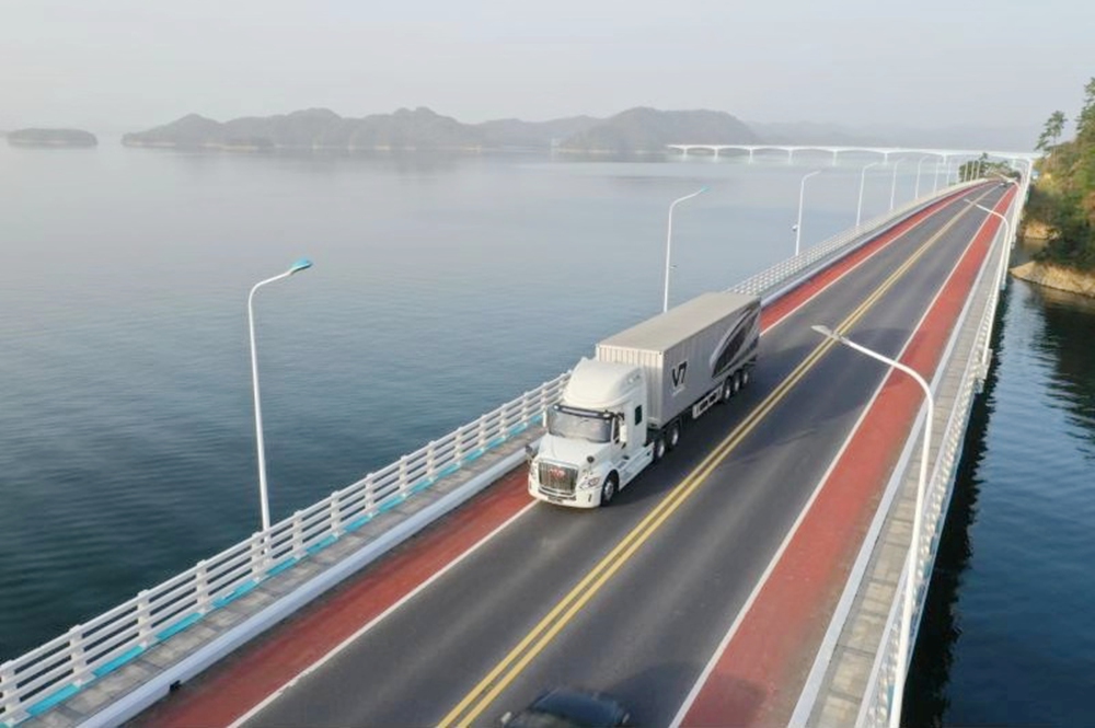 目光汇聚江淮，格尔发V7荣获“最受关注的国产长头卡车” - 第8张