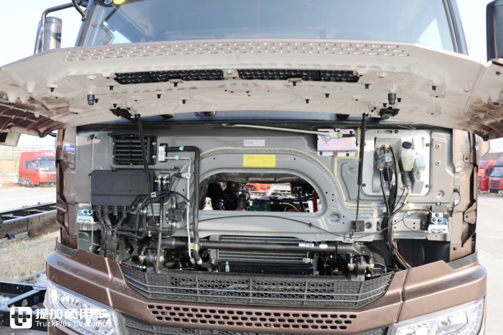 外观全新升级,驾驶室是亮点,带您看运满满定制版解放龙VH2.0 - 第7张 - 提加商用车网 外观全新升级,驾驶室是亮点,带您看运满满定制版解放龙VH2.0 - 第7张