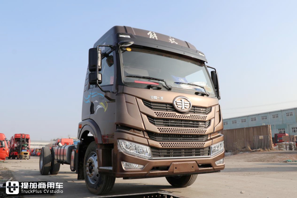 外观全新升级,驾驶室是亮点,带您看运满满定制版解放龙VH2.0 - 第40张 - 提加商用车网 外观全新升级,驾驶室是亮点,带您看运满满定制版解放龙VH2.0 - 第40张