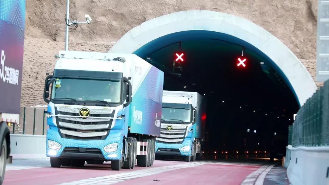 全国首例!福田汽车顺利完成自动驾驶列队跟驰演示 - 第5张 - 提加商用车网 全国首例!福田汽车顺利完成自动驾驶列队跟驰演示 - 第5张