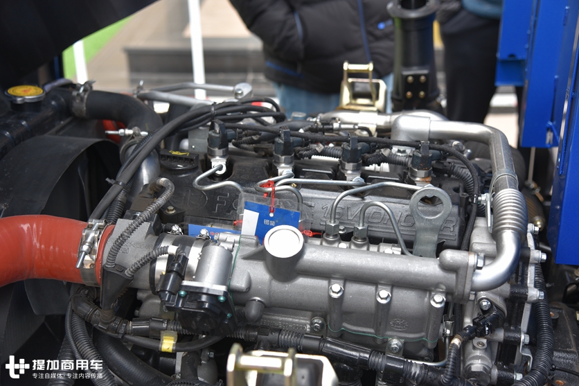 2020款飞碟奥驰V3实拍,豪华内饰,配可翻转卧铺,舒适度再升级 - 第11张 - 提加商用车网 2020款飞碟奥驰V3实拍,豪华内饰,配可翻转卧铺,舒适度再升级 - 第11张