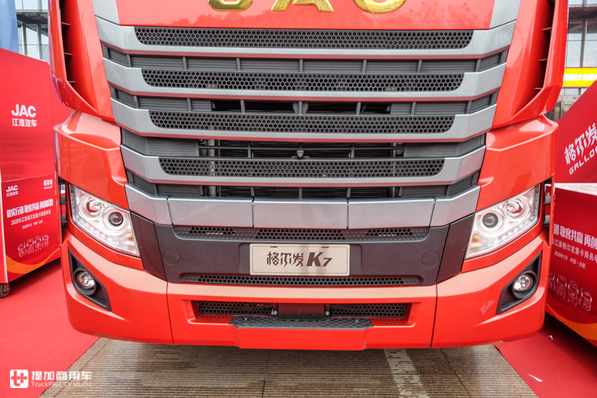 真正可以比拼欧卡的国产旗舰卡车,实拍高配版格尔发K7,配置真到位! - 第3张 - 提加商用车网 真正可以比拼欧卡的国产旗舰卡车,实拍高配版格尔发K7,配置真到位! - 第3张