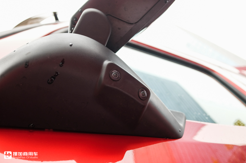 真正可以比拼欧卡的国产旗舰卡车,实拍高配版格尔发K7,配置真到位! - 第4张 - 提加商用车网 真正可以比拼欧卡的国产旗舰卡车,实拍高配版格尔发K7,配置真到位! - 第4张