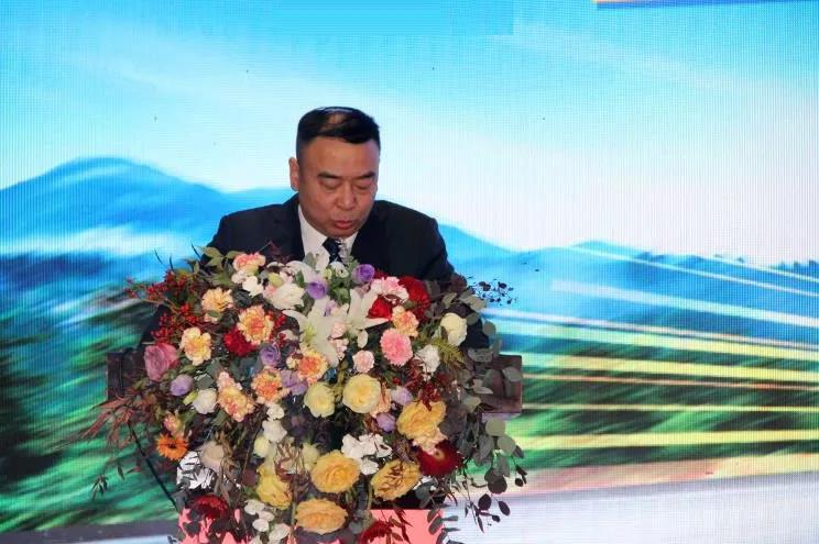现场订购25台汕德卡,重汽汕德卡国六燃气车抢购会青岛盛大召开 - 第3张 - 提加商用车网 现场订购25台汕德卡,重汽汕德卡国六燃气车抢购会青岛盛大召开 - 第3张