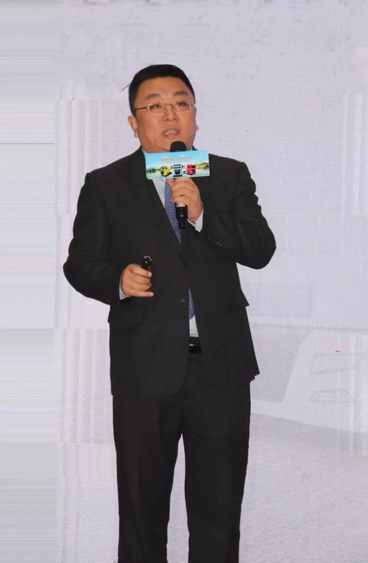 现场订购25台汕德卡,重汽汕德卡国六燃气车抢购会青岛盛大召开 - 第5张 - 提加商用车网 现场订购25台汕德卡,重汽汕德卡国六燃气车抢购会青岛盛大召开 - 第5张