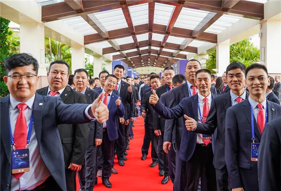 红岩2020年目标:投放158款新品、备战7.2万辆销量, - 第1张 - 提加商用车网 红岩2020年目标:投放158款新品、备战7.2万辆销量, - 第1张