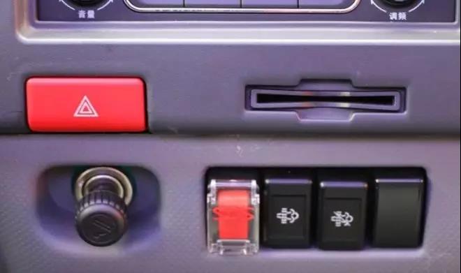 动力强、速度快、能承载、效率高,国六版格尔发A6LⅡ更受欢迎 - 第3张 - 提加商用车网 动力强、速度快、能承载、效率高,国六版格尔发A6LⅡ更受欢迎 - 第3张