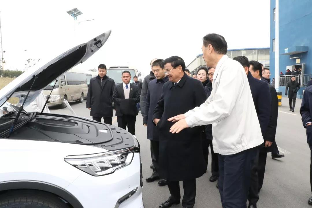 老挝总理通伦到访比亚迪 欲引入云轨 - 第2张