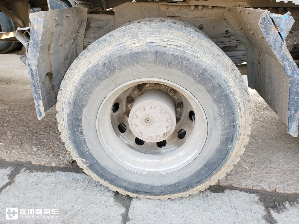 卡车中的绝对稀有品种,早期的东方红M系卡车实拍,竟然还是德国曼TG系列驾驶室 - 第20张 - 提加商用车网 卡车中的绝对稀有品种,早期的东方红M系卡车实拍,竟然还是德国曼TG系列驾驶室 - 第20张