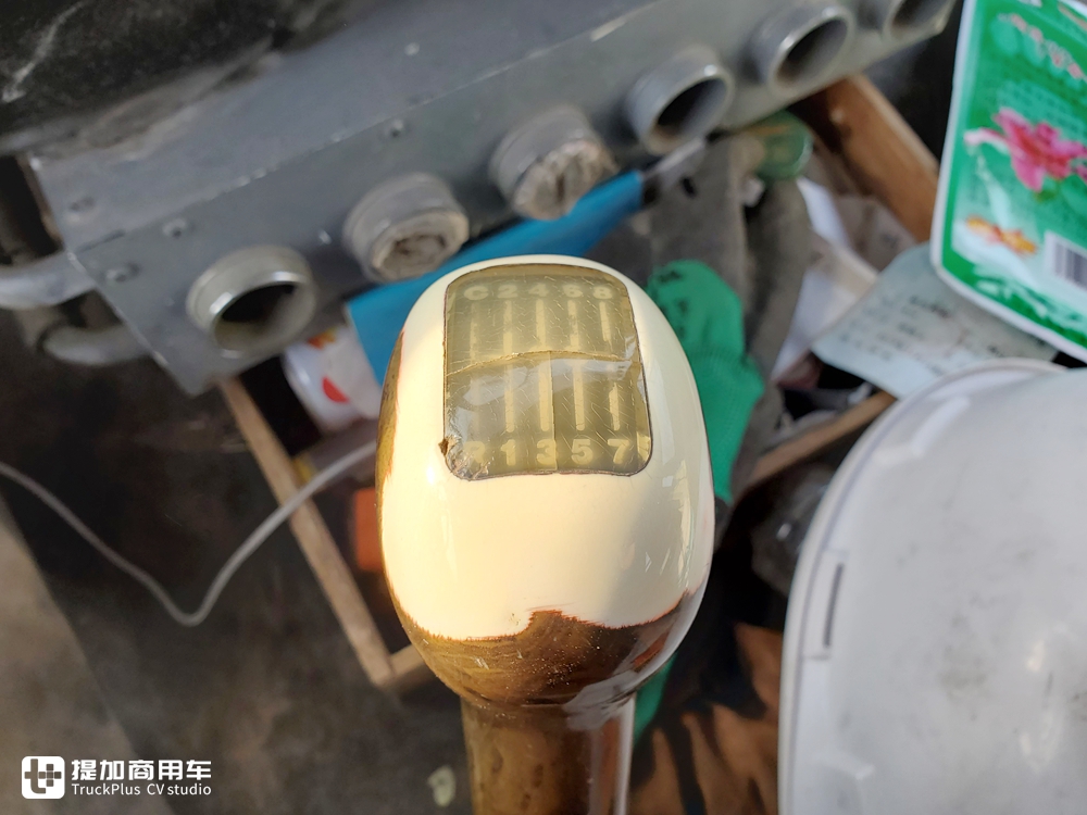 卡车中的绝对稀有品种,早期的东方红M系卡车实拍,竟然还是德国曼TG系列驾驶室 - 第27张 - 提加商用车网 卡车中的绝对稀有品种,早期的东方红M系卡车实拍,竟然还是德国曼TG系列驾驶室 - 第27张