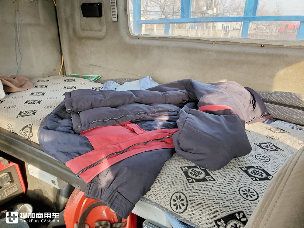 卡车中的绝对稀有品种,早期的东方红M系卡车实拍,竟然还是德国曼TG系列驾驶室 - 第31张 - 提加商用车网 卡车中的绝对稀有品种,早期的东方红M系卡车实拍,竟然还是德国曼TG系列驾驶室 - 第31张