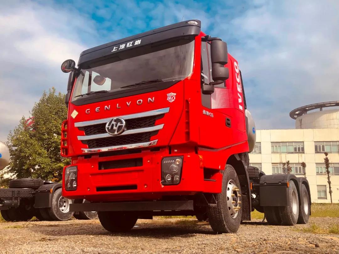 高强度钢板冲压,红岩杰狮重卡驾驶室“钢筋铁骨”守护卡友安全 - 第2张 - 提加商用车网 高强度钢板冲压,红岩杰狮重卡驾驶室“钢筋铁骨”守护卡友安全 - 第2张