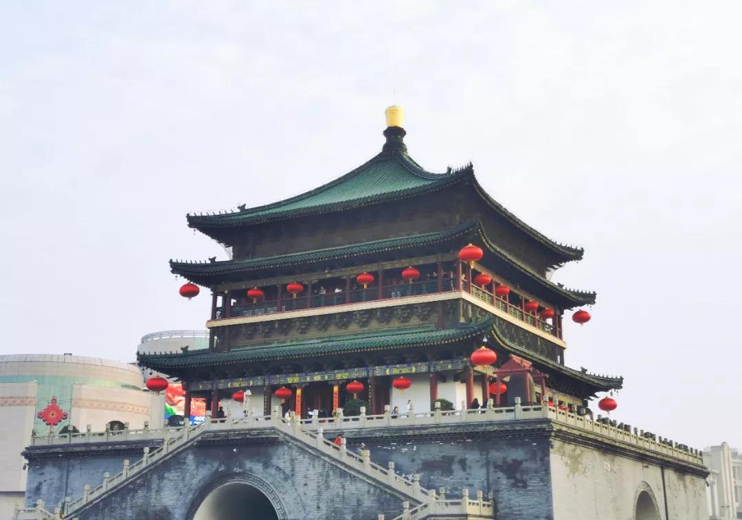 统一红色“外套”的江铃顺达，让这位搬家老板好运到家 - 第1张