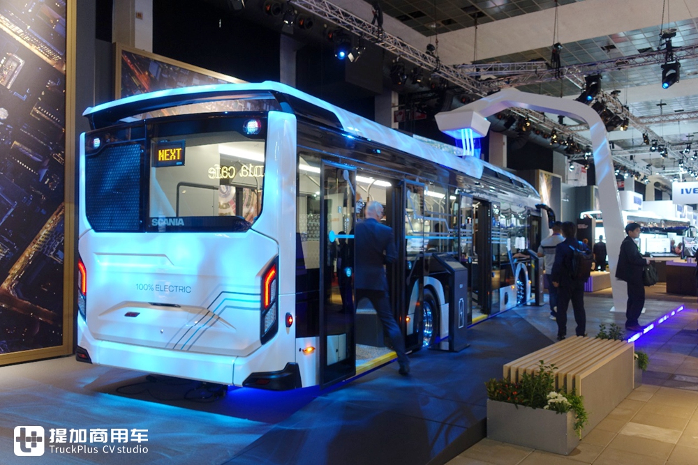 看多了斯堪尼亚卡车，今天带大家看一款国内见不到的斯堪尼亚公交车 - 第5张