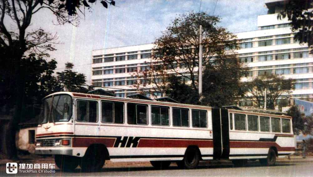 带您回忆80年代我国的公路铰接车,坐这些公交大长的,孩子都上小学了 - 第6张 - 提加商用车网 带您回忆80年代我国的公路铰接车,坐这些公交大长的,孩子都上小学了 - 第6张