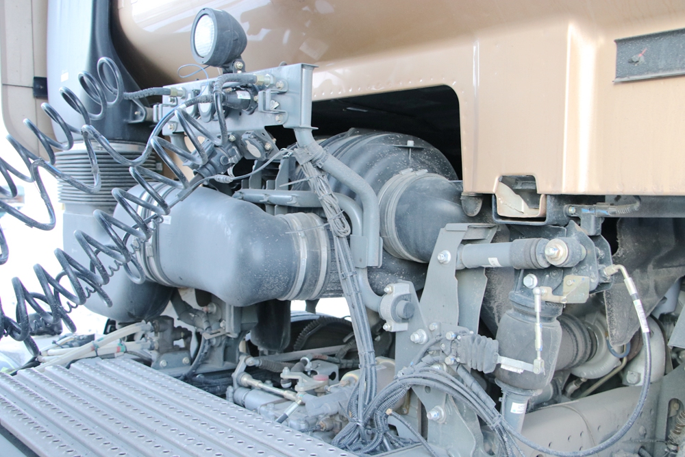 轻装上阵,豪沃T7用实力引领标载运输 - 第6张 - 提加商用车网 轻装上阵,豪沃T7用实力引领标载运输 - 第6张