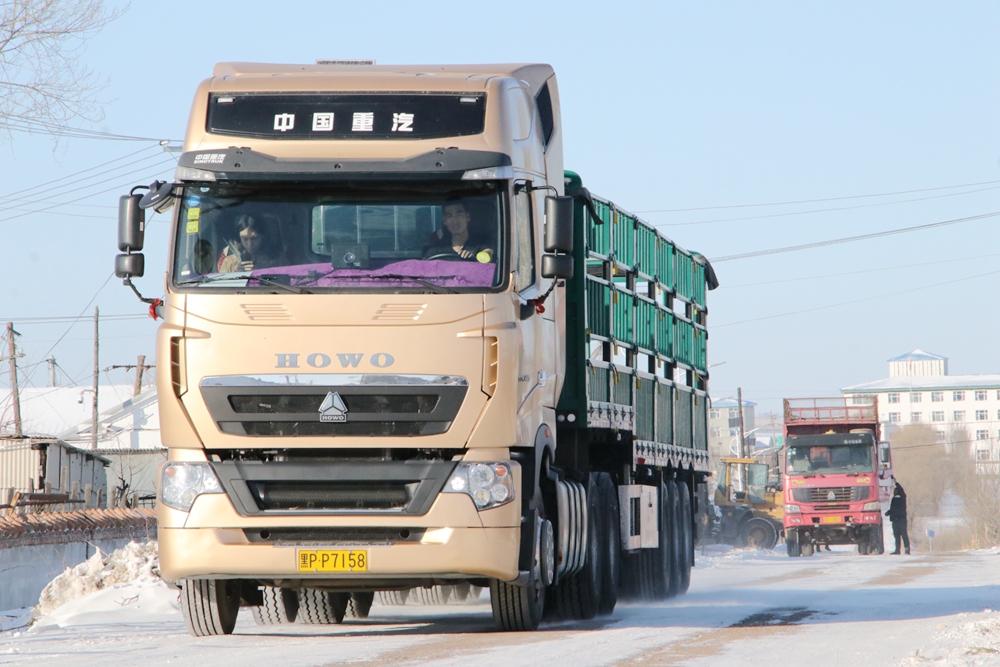 轻装上阵,豪沃T7用实力引领标载运输 - 第2张 - 提加商用车网 轻装上阵,豪沃T7用实力引领标载运输 - 第2张