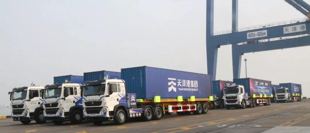 中国重汽智能纯电动集卡成功进行全球首次整船作业 - 第2张