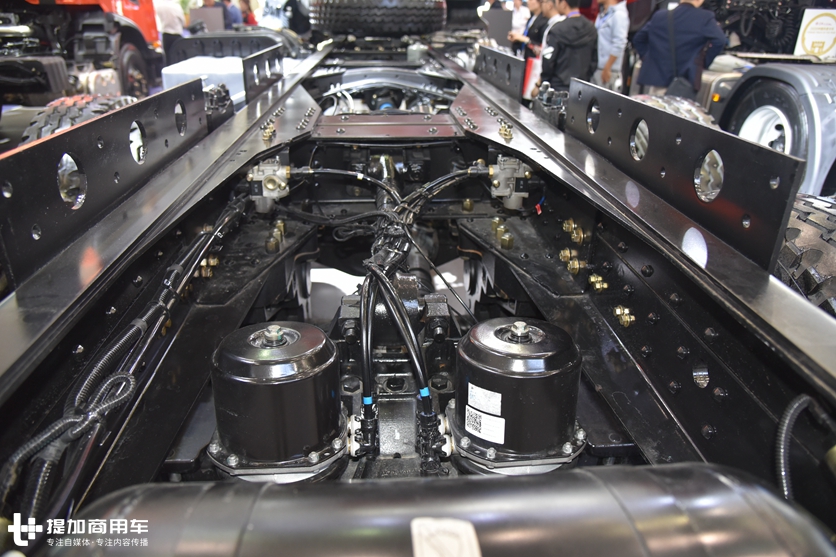 新引擎,新名称,带您全新认识国六排放的东风天龙工程自卸车 - 第12张 - 提加商用车网 新引擎,新名称,带您全新认识国六排放的东风天龙工程自卸车 - 第12张