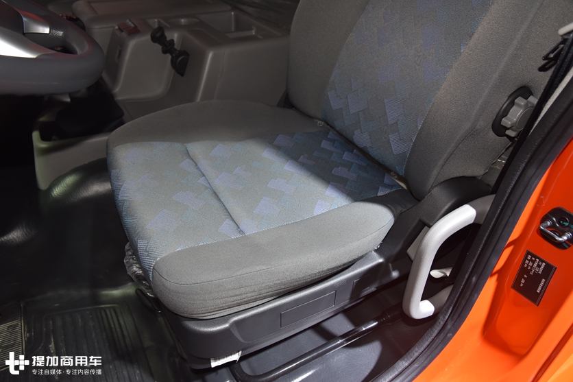 新引擎,新名称,带您全新认识国六排放的东风天龙工程自卸车 - 第14张 - 提加商用车网 新引擎,新名称,带您全新认识国六排放的东风天龙工程自卸车 - 第14张