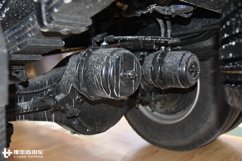 高速公路按轴收费了,买什么卡车最划算?解放龙VH载货车了解一下 - 第9张 - 提加商用车网 高速公路按轴收费了,买什么卡车最划算?解放龙VH载货车了解一下 - 第9张