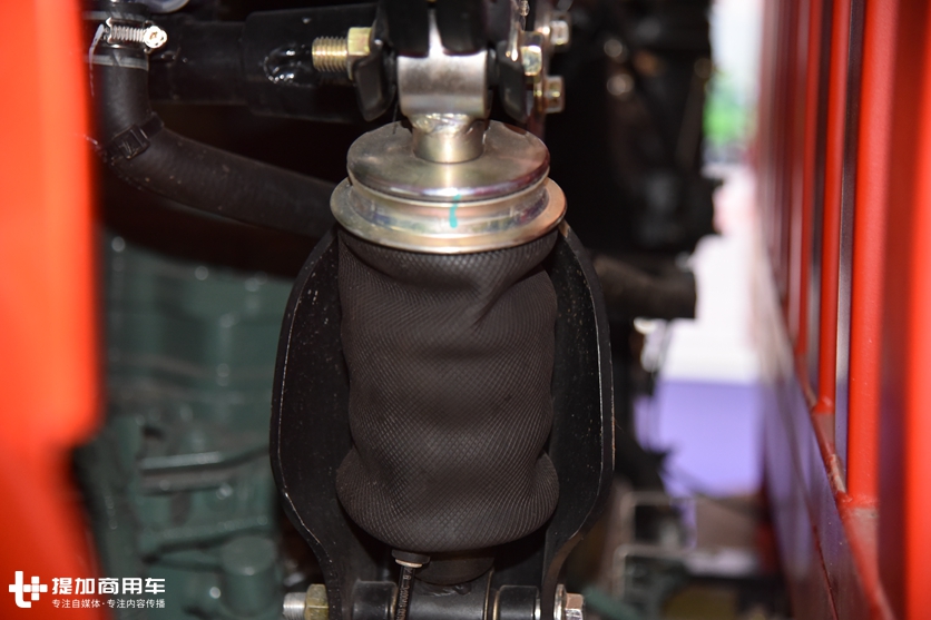 高速公路按轴收费了,买什么卡车最划算?解放龙VH载货车了解一下 - 第10张 - 提加商用车网 高速公路按轴收费了,买什么卡车最划算?解放龙VH载货车了解一下 - 第10张