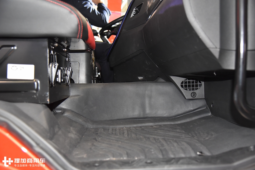 高速公路按轴收费了,买什么卡车最划算?解放龙VH载货车了解一下 - 第13张 - 提加商用车网 高速公路按轴收费了,买什么卡车最划算?解放龙VH载货车了解一下 - 第13张