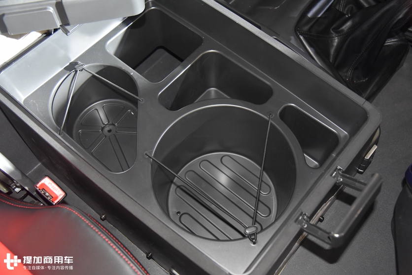 高速公路按轴收费了,买什么卡车最划算?解放龙VH载货车了解一下 - 第15张 - 提加商用车网 高速公路按轴收费了,买什么卡车最划算?解放龙VH载货车了解一下 - 第15张