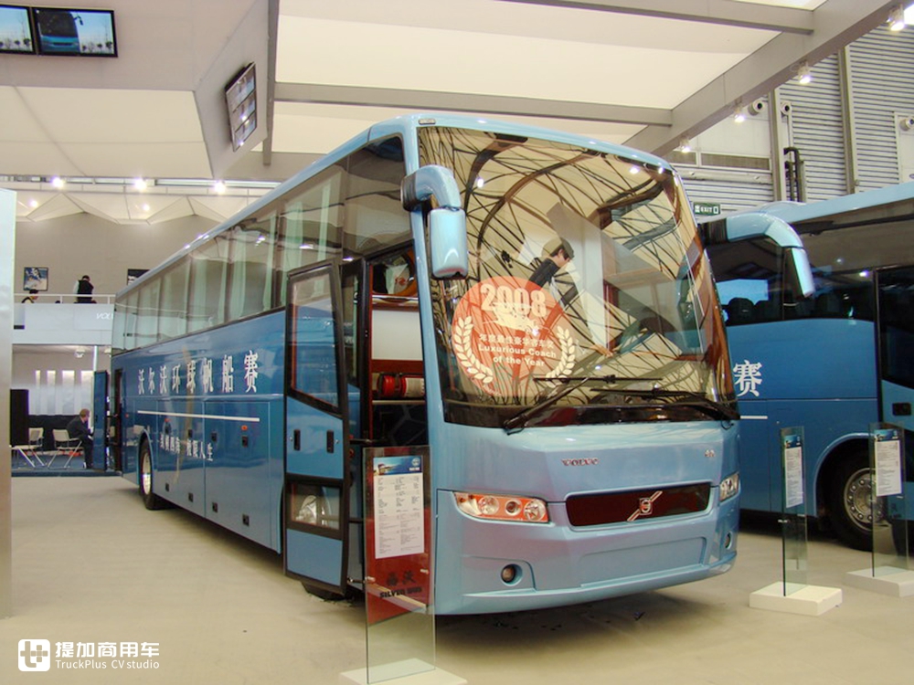 在国内大巴发展史上它被称为战神记录西沃9800那些难忘的瞬间上
